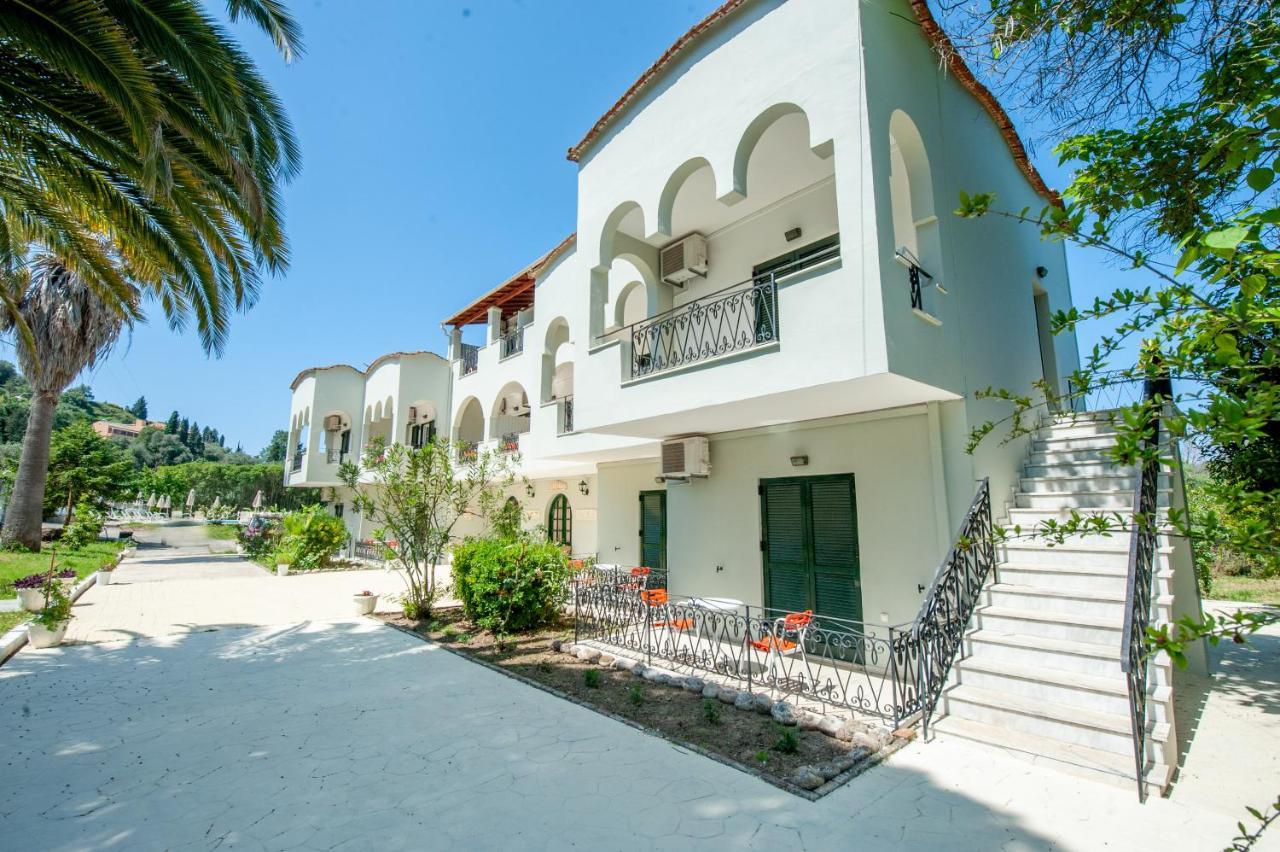 Vassilis Paradise Garden Aparthotel Agios Georgios Pagon Exterior foto