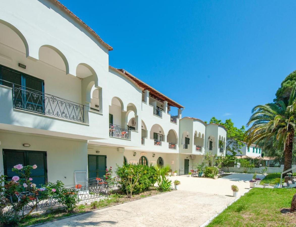 Vassilis Paradise Garden Aparthotel Agios Georgios Pagon Exterior foto